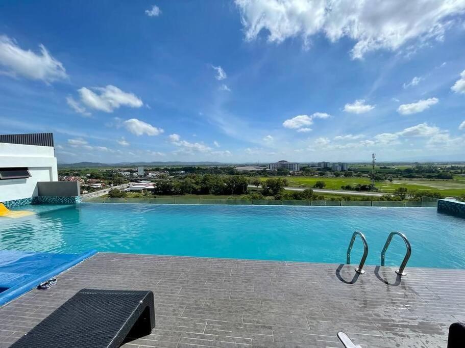 Myrumah Imperio Home , Alor Setar 3Br With Sky Infinity Pool 外观 照片